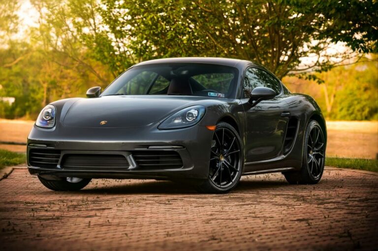 Porsche 718 Cayman